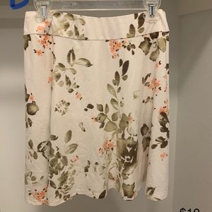 Reneec brand skirt from StitchFix, size L.